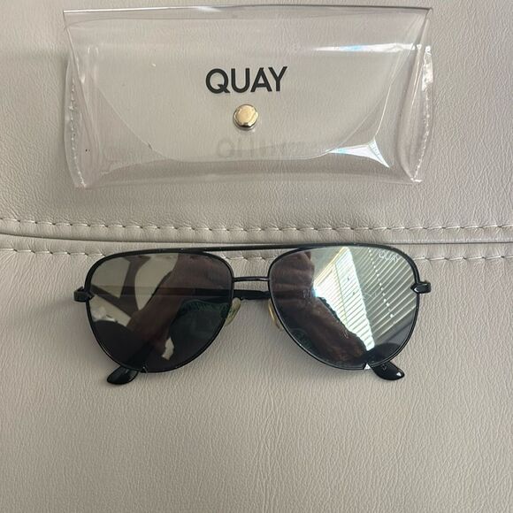 Quay High Key Mini 126 Black Mirrored Aviator Sunglasses New - Picture 1 of 5